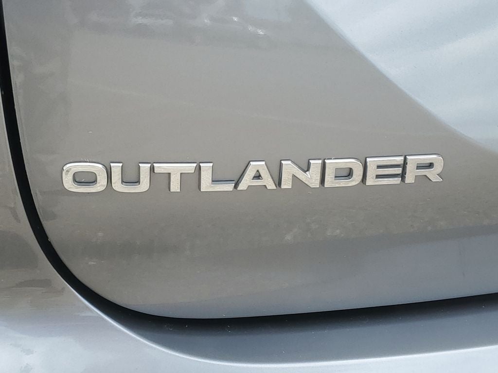 2022 Mitsubishi Outlander SEL