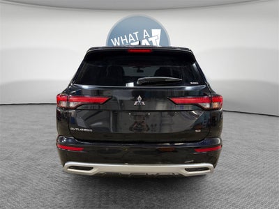 2024 Mitsubishi Outlander SE