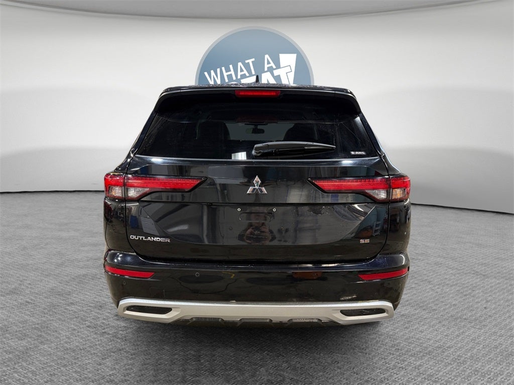 2024 Mitsubishi Outlander SE