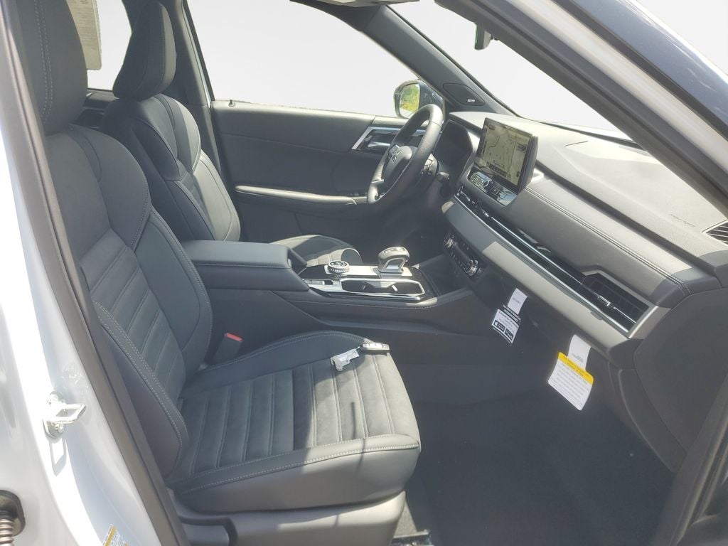 2026 Mitsubishi Outlander LE
