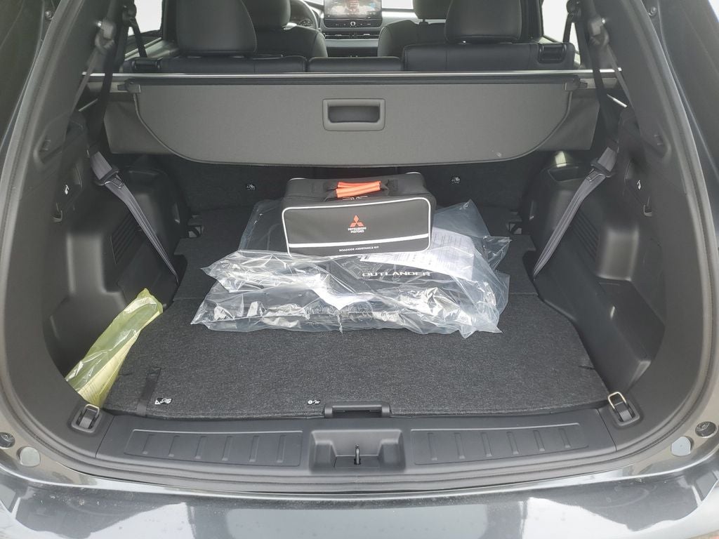 2026 Mitsubishi Outlander LE