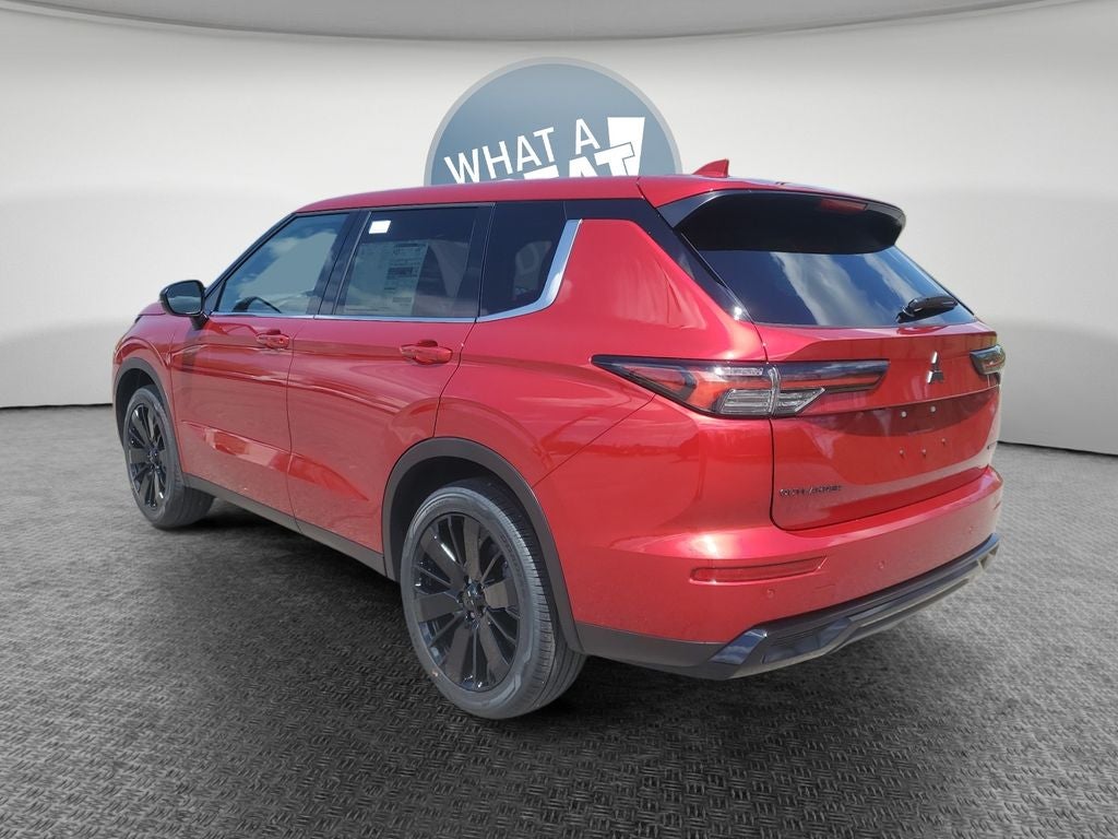 2026 Mitsubishi Outlander LE