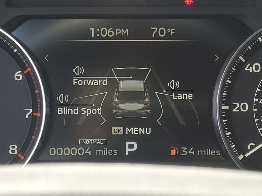 2026 Mitsubishi Outlander LE