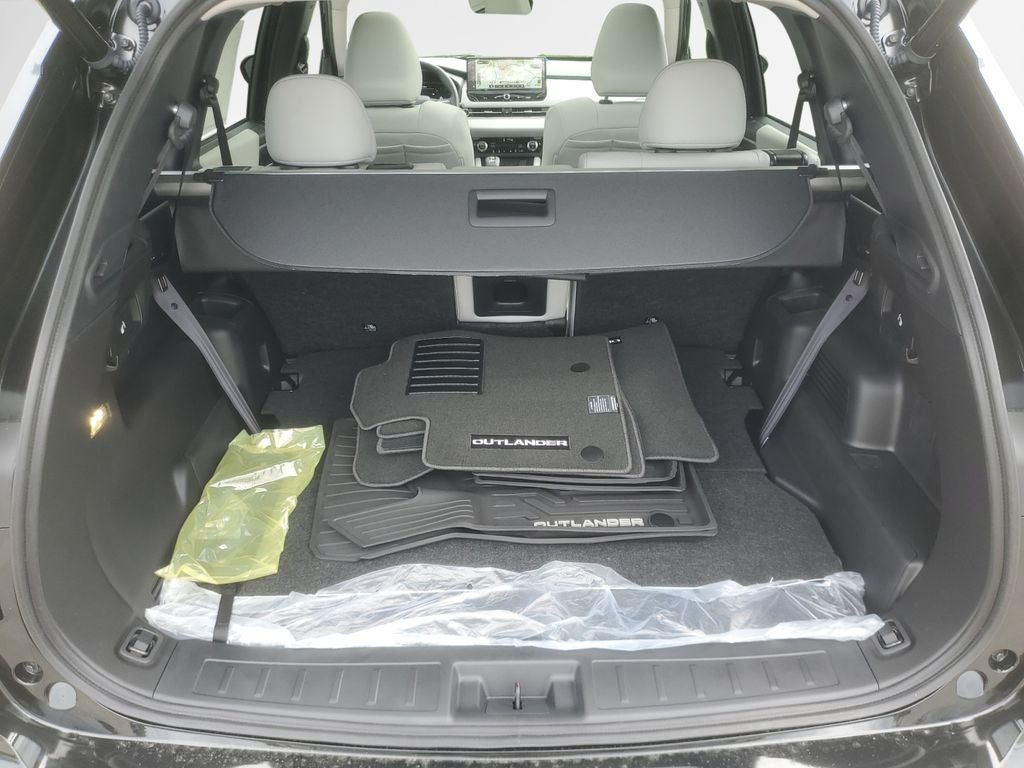 2026 Mitsubishi Outlander SE