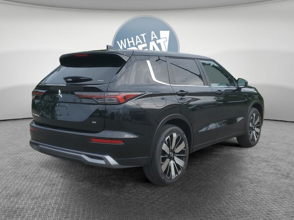 2026 Mitsubishi Outlander SE