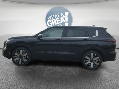 2026 Mitsubishi Outlander SE
