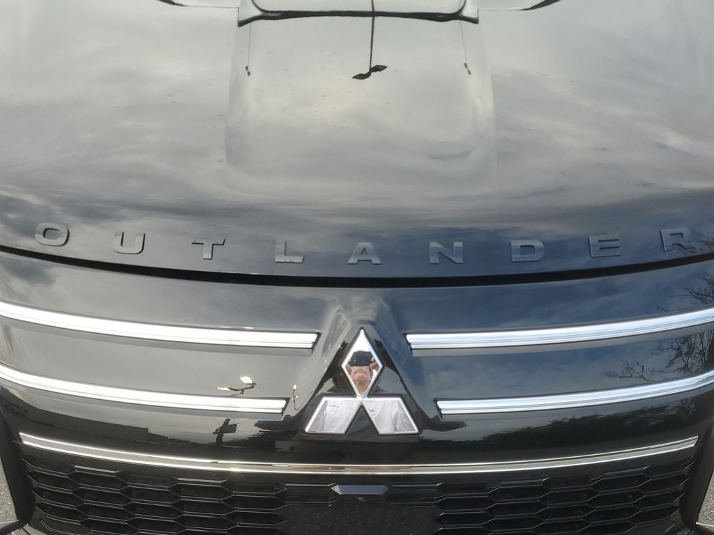 2026 Mitsubishi Outlander SE