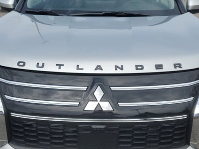 2026 Mitsubishi Outlander SE