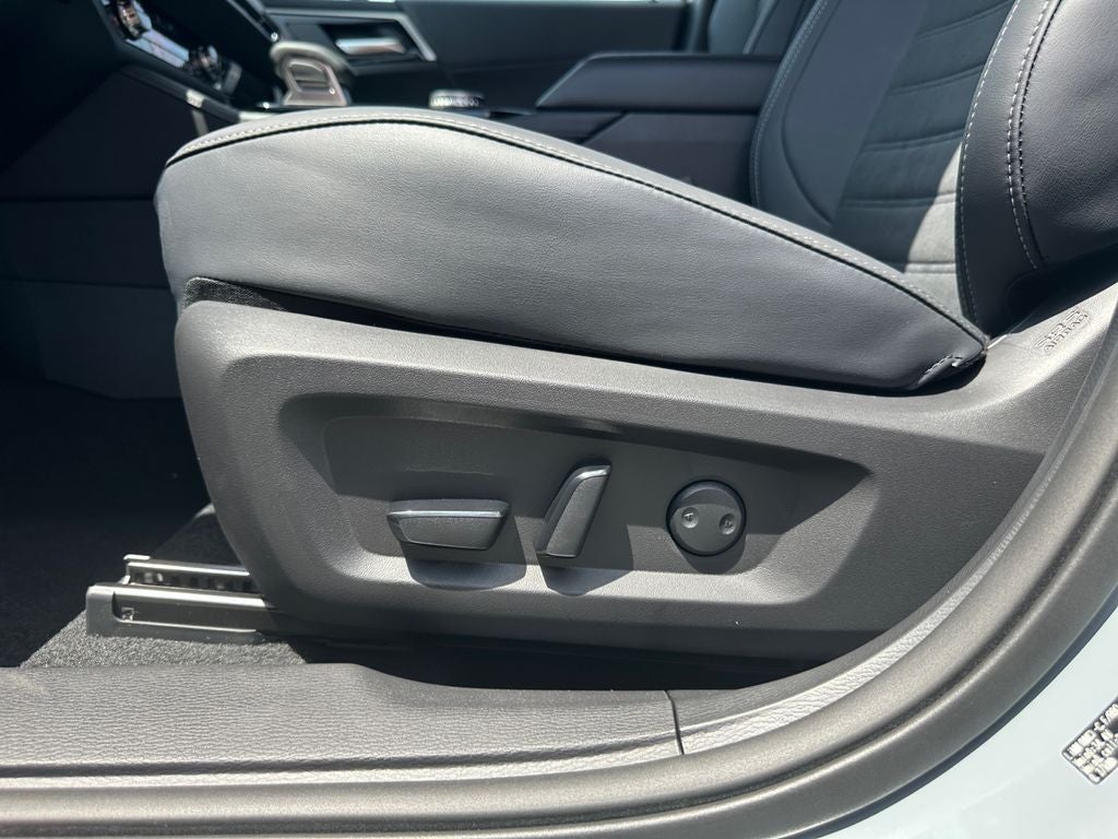 2026 Mitsubishi Outlander Trail Edition