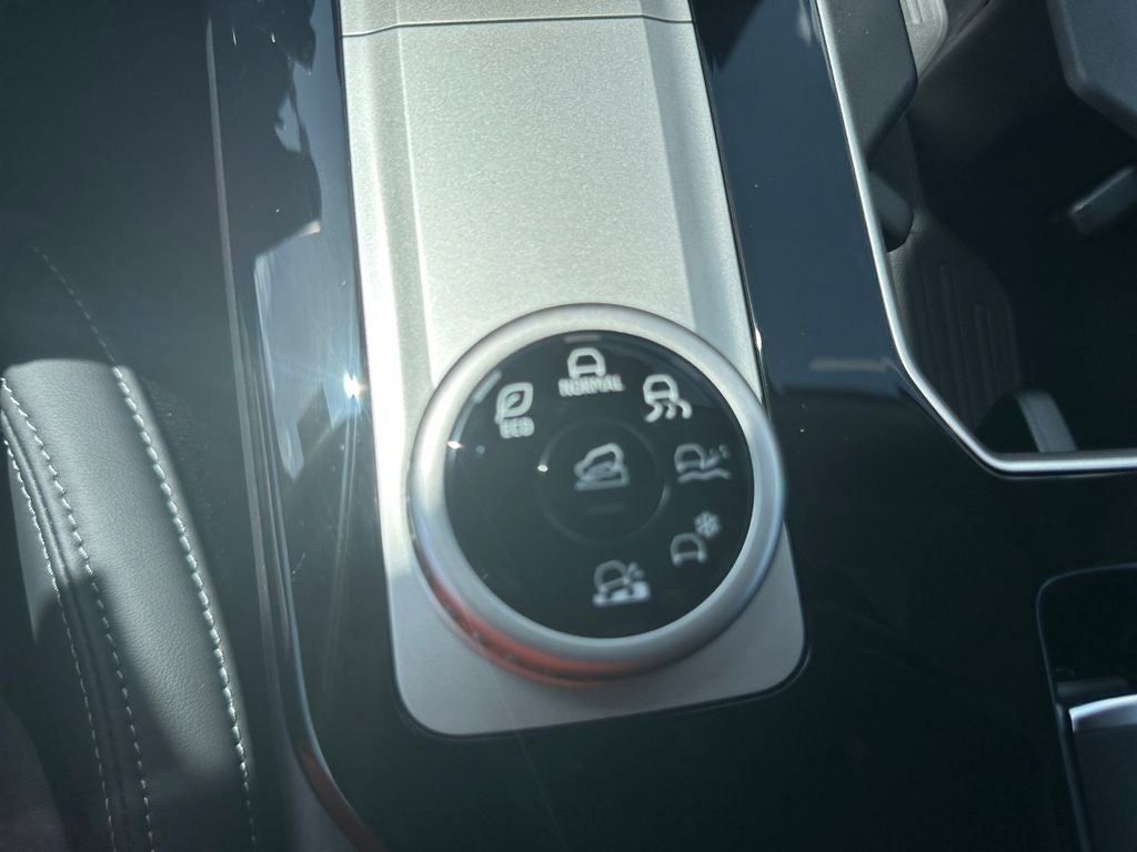 2026 Mitsubishi Outlander Trail Edition