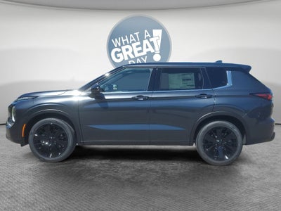 2026 Mitsubishi Outlander LE