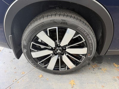 2026 Mitsubishi Outlander SE