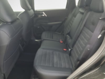 2026 Mitsubishi Outlander LE