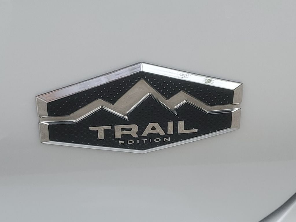 2026 Mitsubishi Outlander Trail Edition