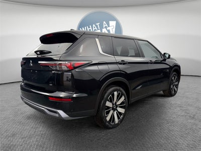 2026 Mitsubishi Outlander SE