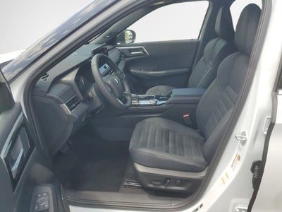 2026 Mitsubishi Outlander LE