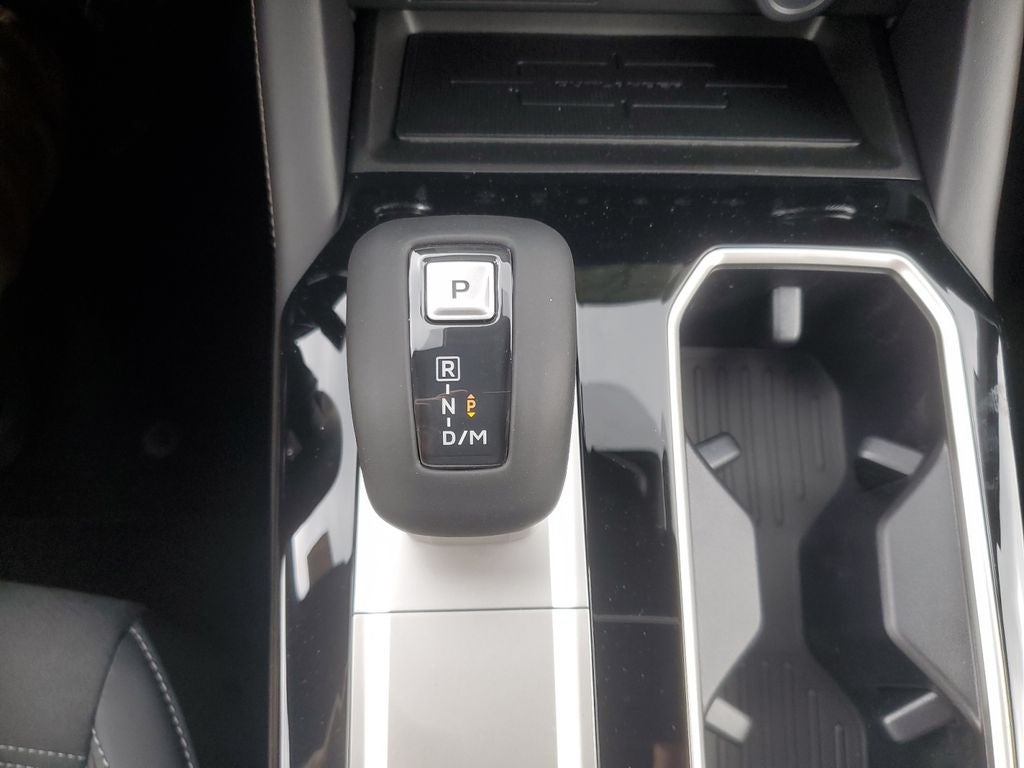2026 Mitsubishi Outlander LE
