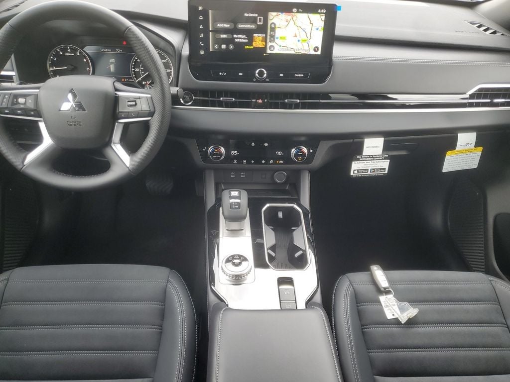 2026 Mitsubishi Outlander LE