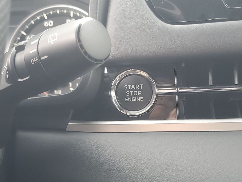 2026 Mitsubishi Outlander LE