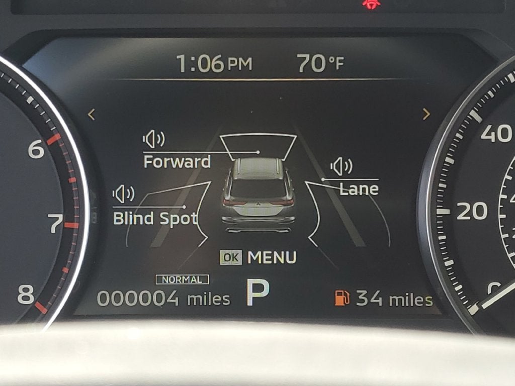 2026 Mitsubishi Outlander LE
