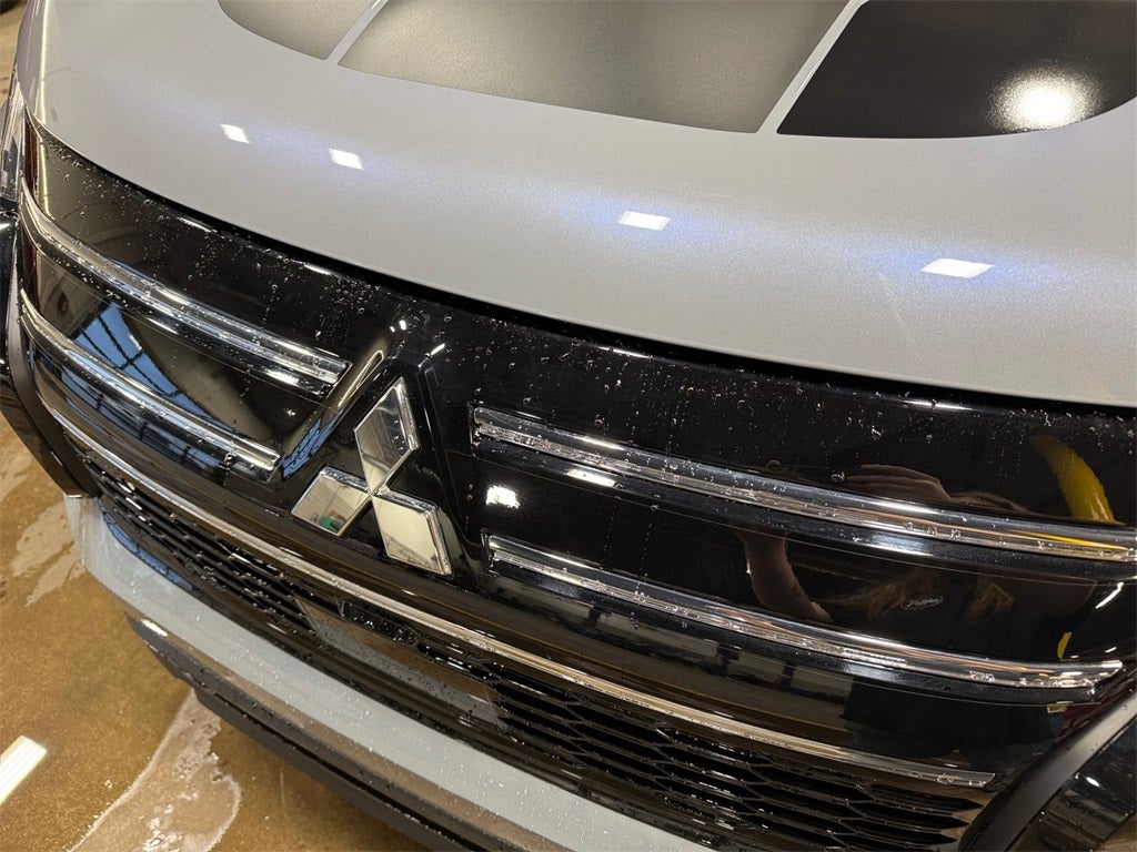 2026 Mitsubishi Outlander Trail Edition