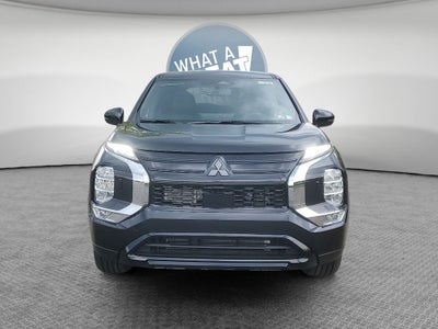 2026 Mitsubishi Outlander LE