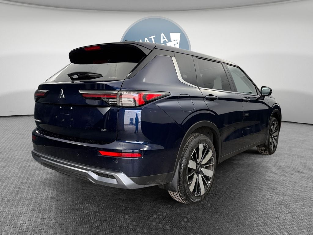 2026 Mitsubishi Outlander SE