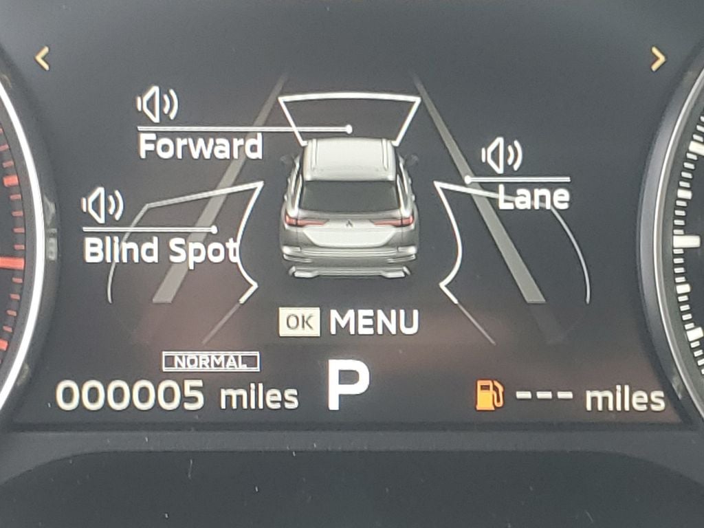 2026 Mitsubishi Outlander LE