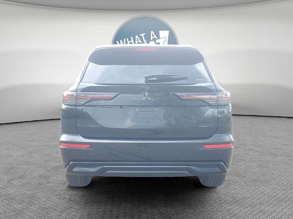 2026 Mitsubishi Outlander LE