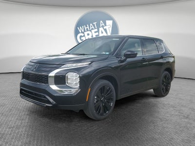 2026 Mitsubishi Outlander LE