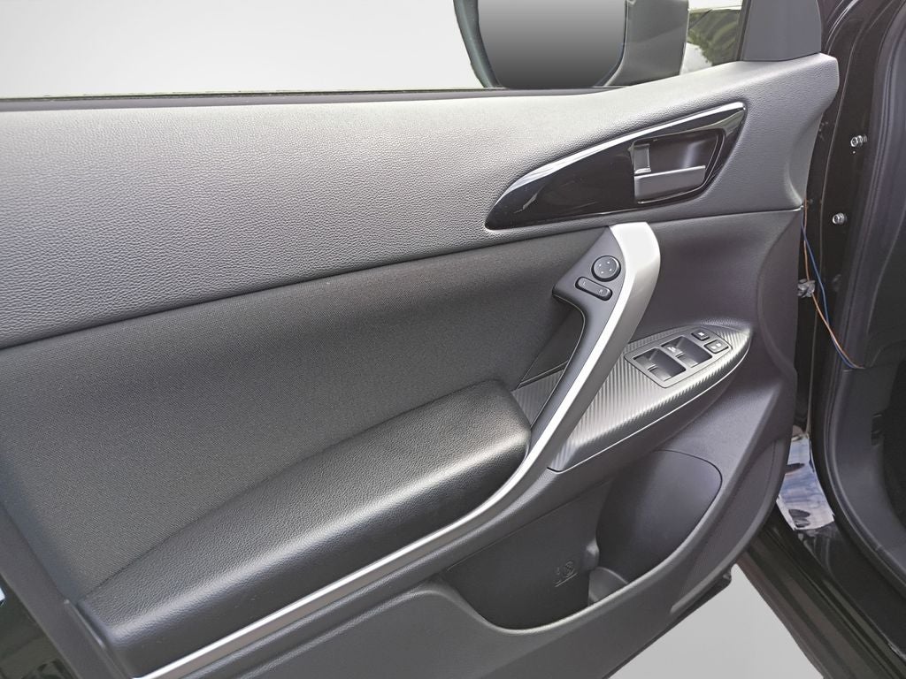 2026 Mitsubishi Outlander Base