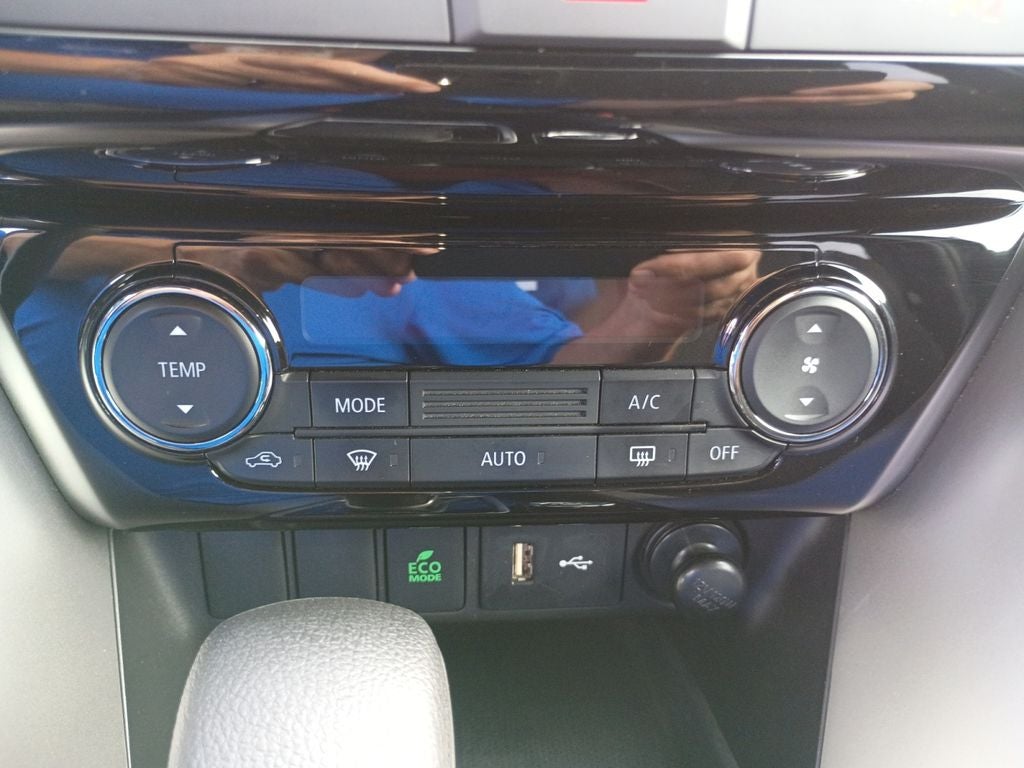 2026 Mitsubishi Outlander Base