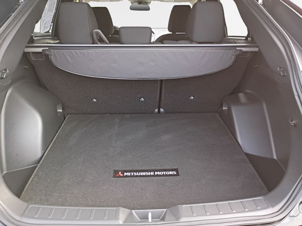 2026 Mitsubishi Outlander Base