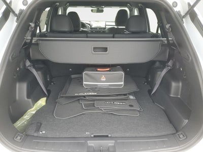 2026 Mitsubishi Outlander LE