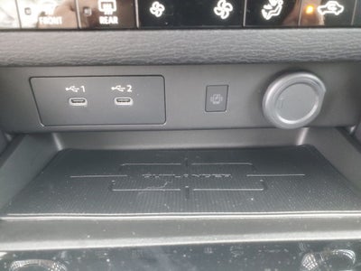 2026 Mitsubishi Outlander LE