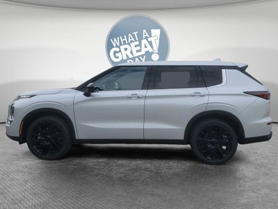 2026 Mitsubishi Outlander LE
