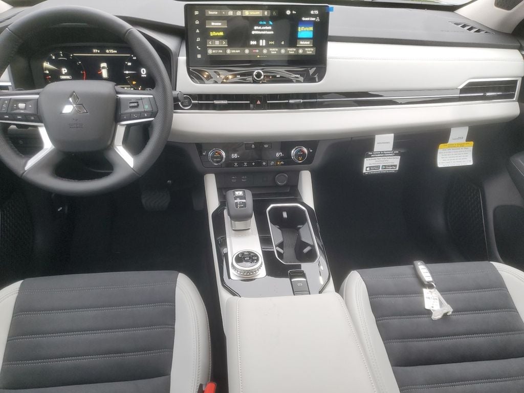 2026 Mitsubishi Outlander SE