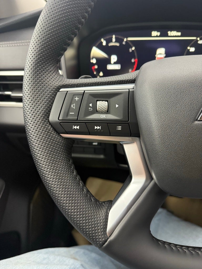 2025 Mitsubishi Outlander SEL