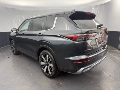 2025 Mitsubishi Outlander SEL