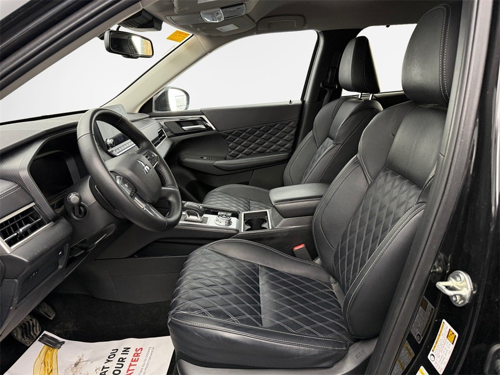 2024 Mitsubishi Outlander SEL