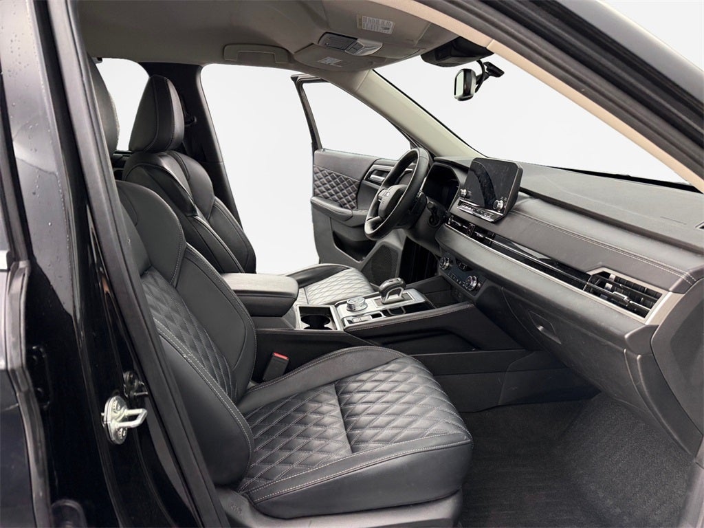 2024 Mitsubishi Outlander SEL