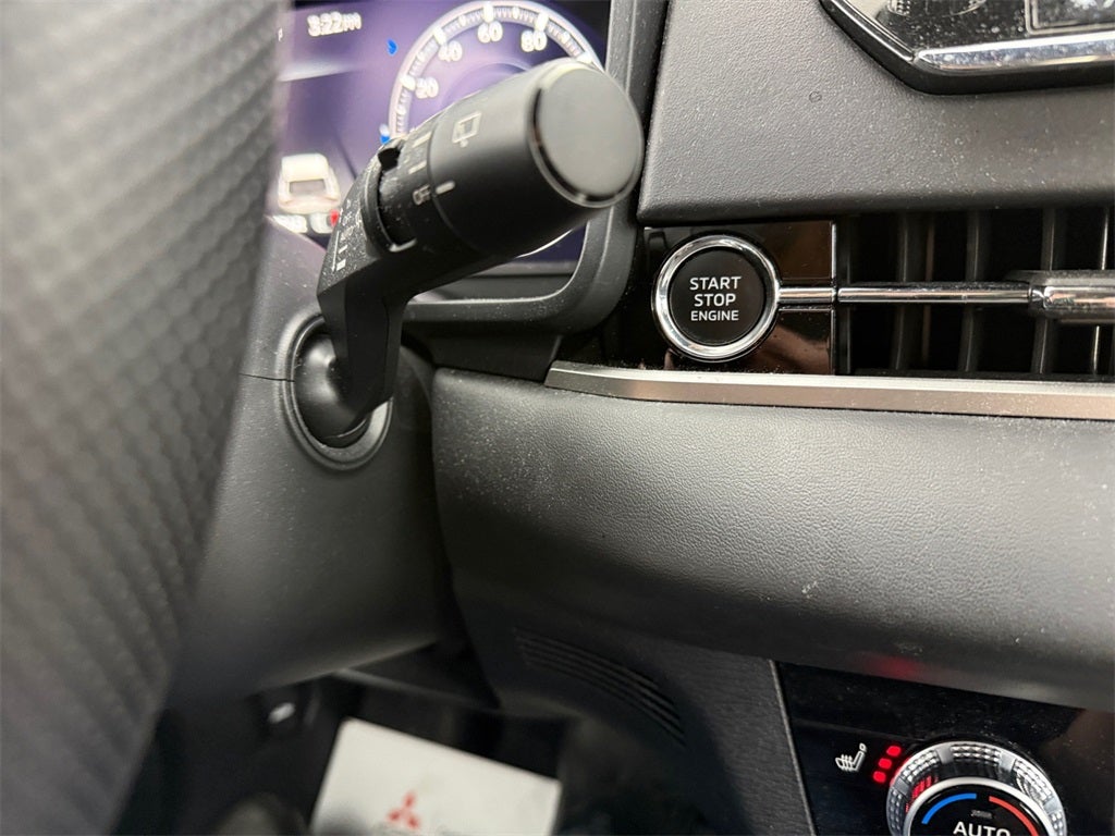 2024 Mitsubishi Outlander SEL