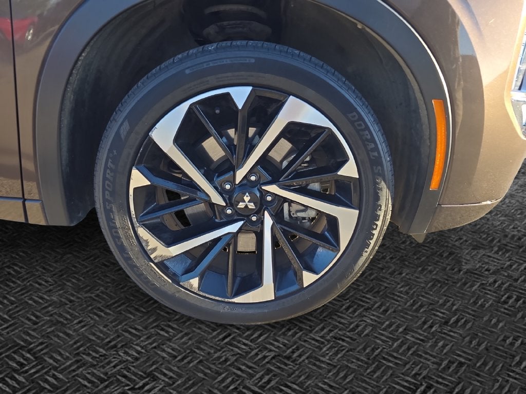 2024 Mitsubishi Outlander SEL