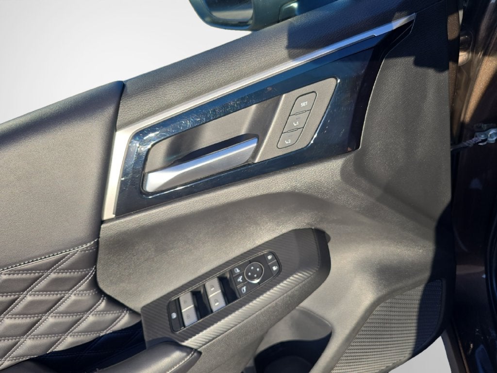 2024 Mitsubishi Outlander SEL