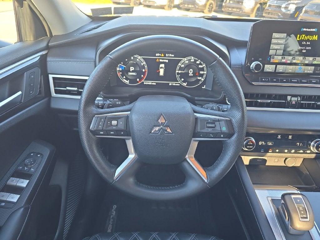 2024 Mitsubishi Outlander SEL