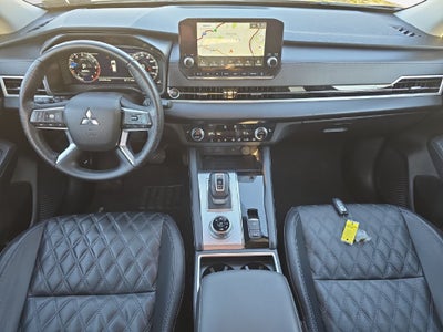 2024 Mitsubishi Outlander SEL