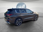 2024 Mitsubishi Outlander SEL