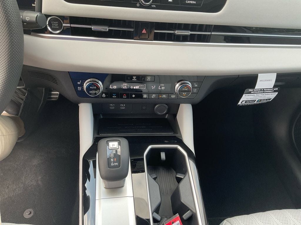 2025 Mitsubishi Outlander Platinum Edition