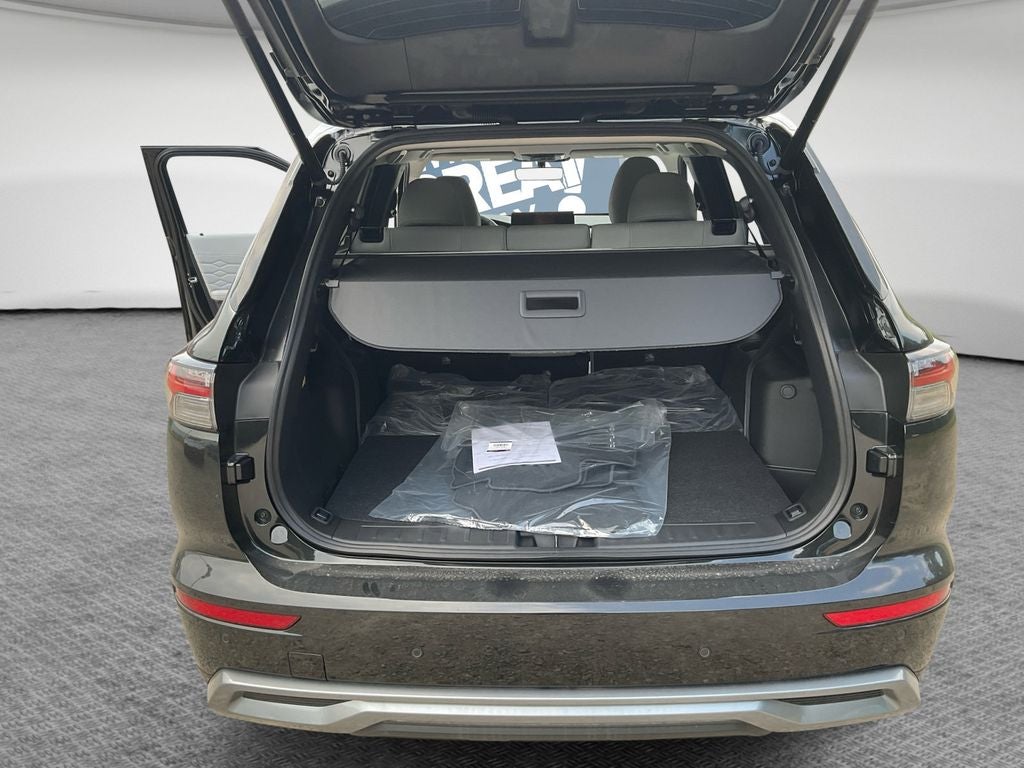 2025 Mitsubishi Outlander Platinum Edition