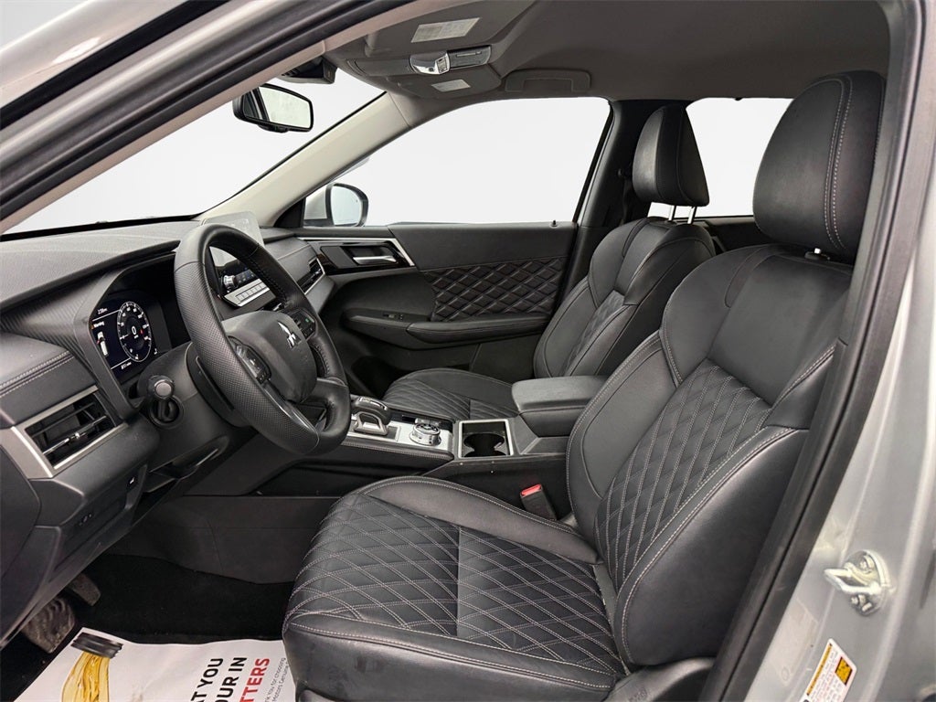 2024 Mitsubishi Outlander SEL